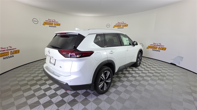 2025 Everest White Pearl Nissan Rogue SL FWD SUV