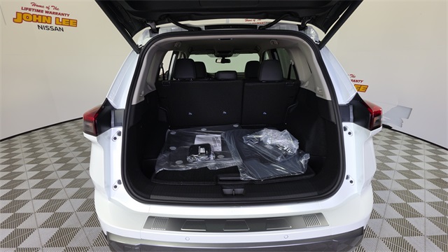 2025 Everest White Pearl Nissan Rogue SL FWD SUV