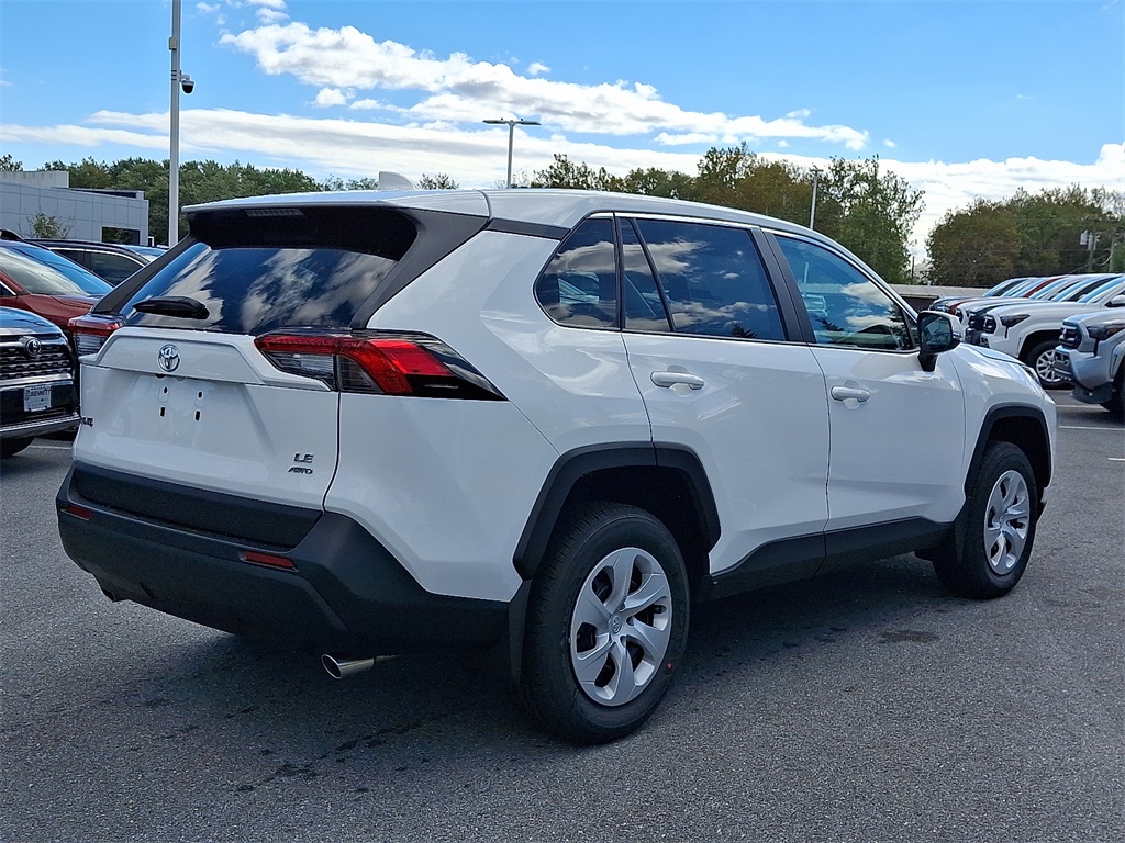 2025 Toyota RAV4 LE photo 3