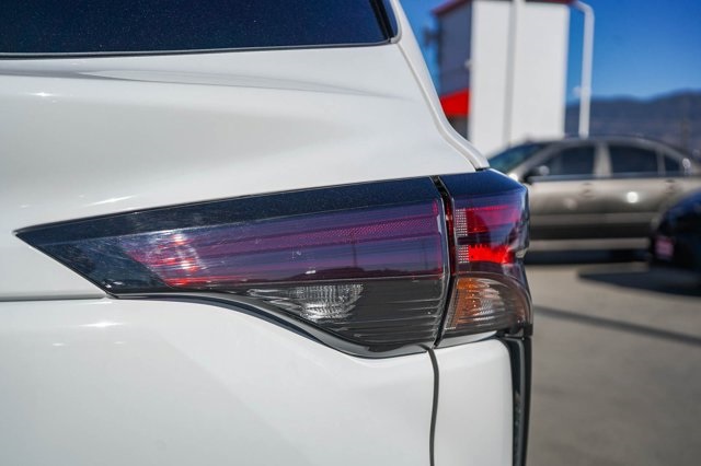 used 2024 Toyota Sienna car, priced at $38,388