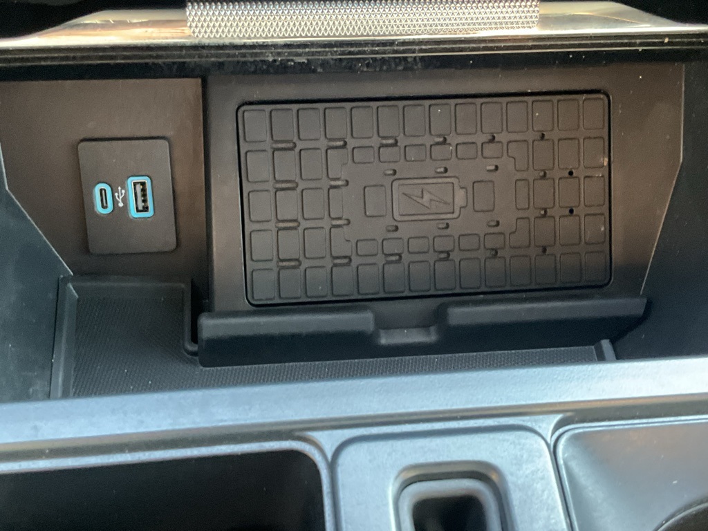2024 Ford F-150 Lariat photo 22