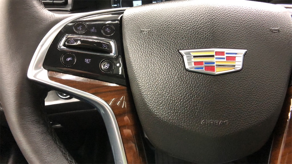 2020 Cadillac Escalade - 303945