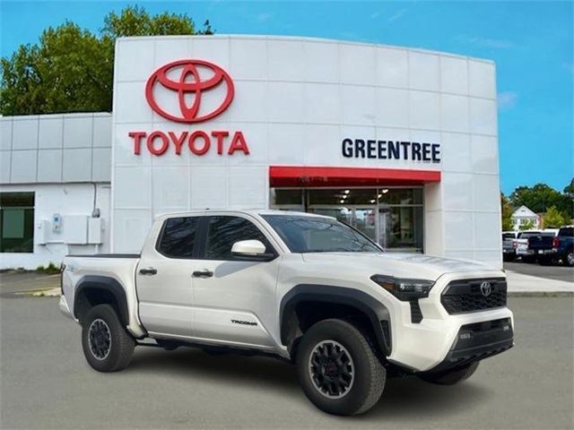 2024 Toyota Tacoma TRD Off Road's photo