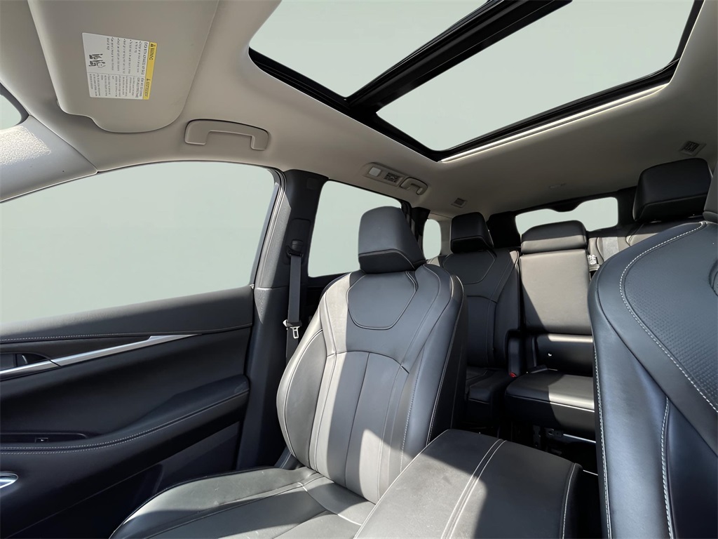 2022 Infiniti QX60 Sensory AWD photo 8