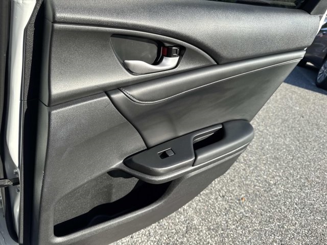 2021 Honda Insight Touring photo 17