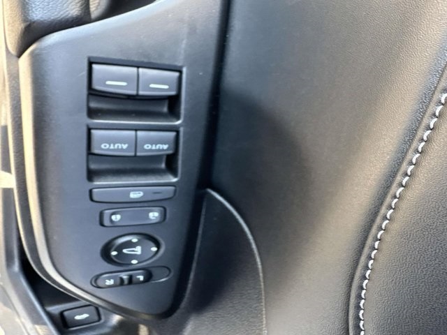 2021 Honda Insight Touring photo 6