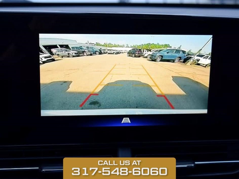 2025 Summit White Chevrolet Trax ACTIV FWD SUV