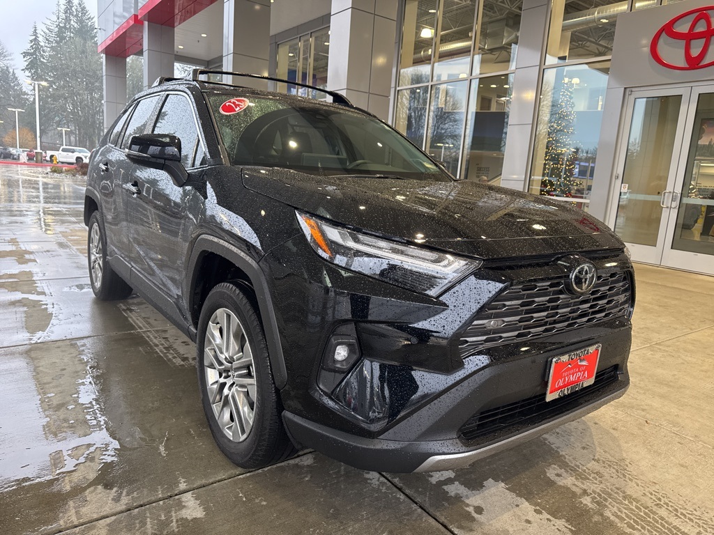2023 Toyota RAV4 Limited's photo