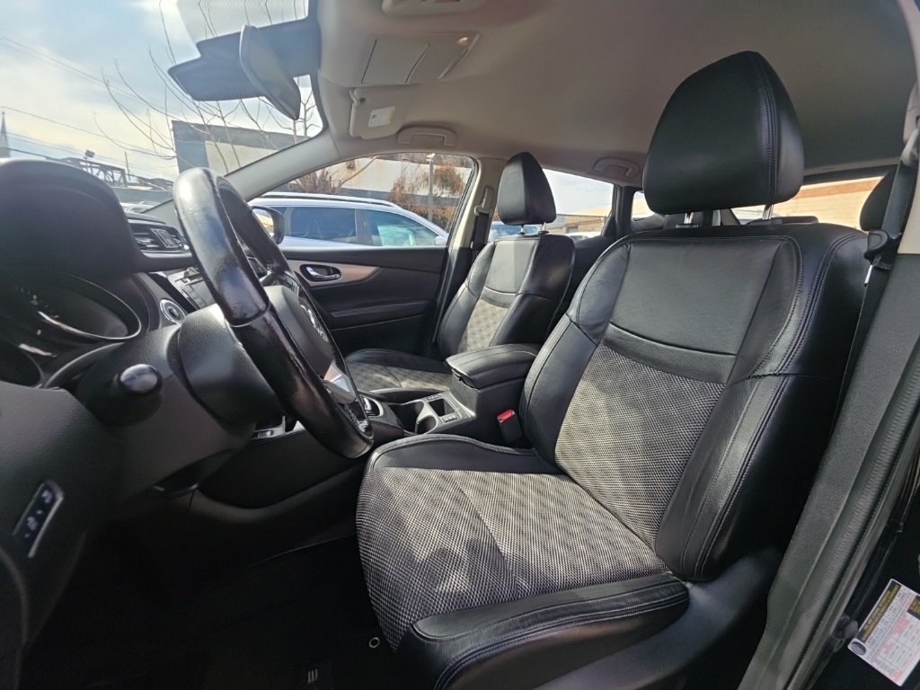 used 2020 Nissan Rogue Sport car, priced at $12,895