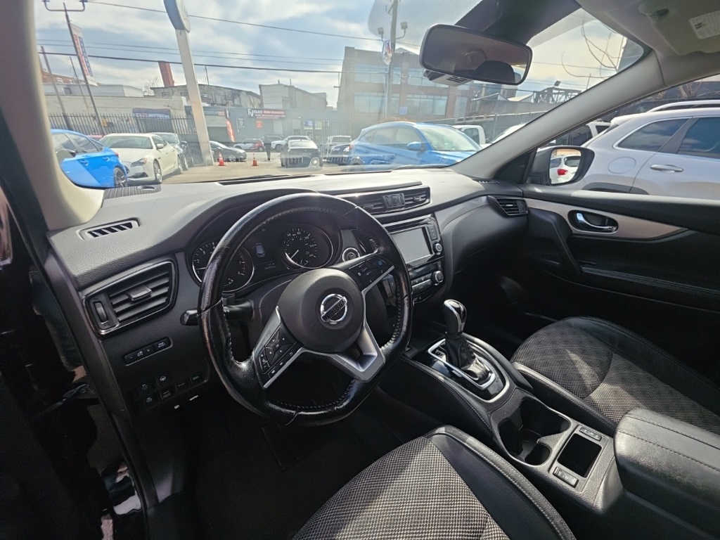 used 2020 Nissan Rogue Sport car, priced at $12,895