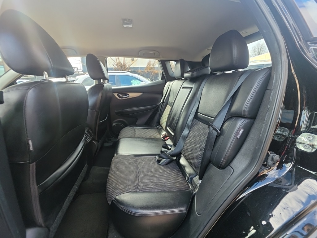 used 2020 Nissan Rogue Sport car, priced at $12,895