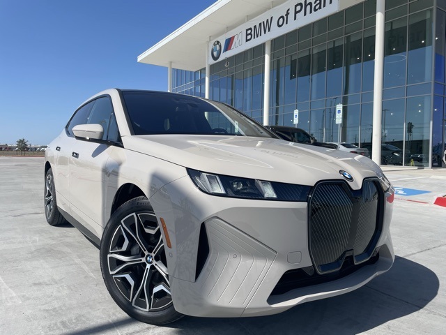 2026 BMW iX 45's photo