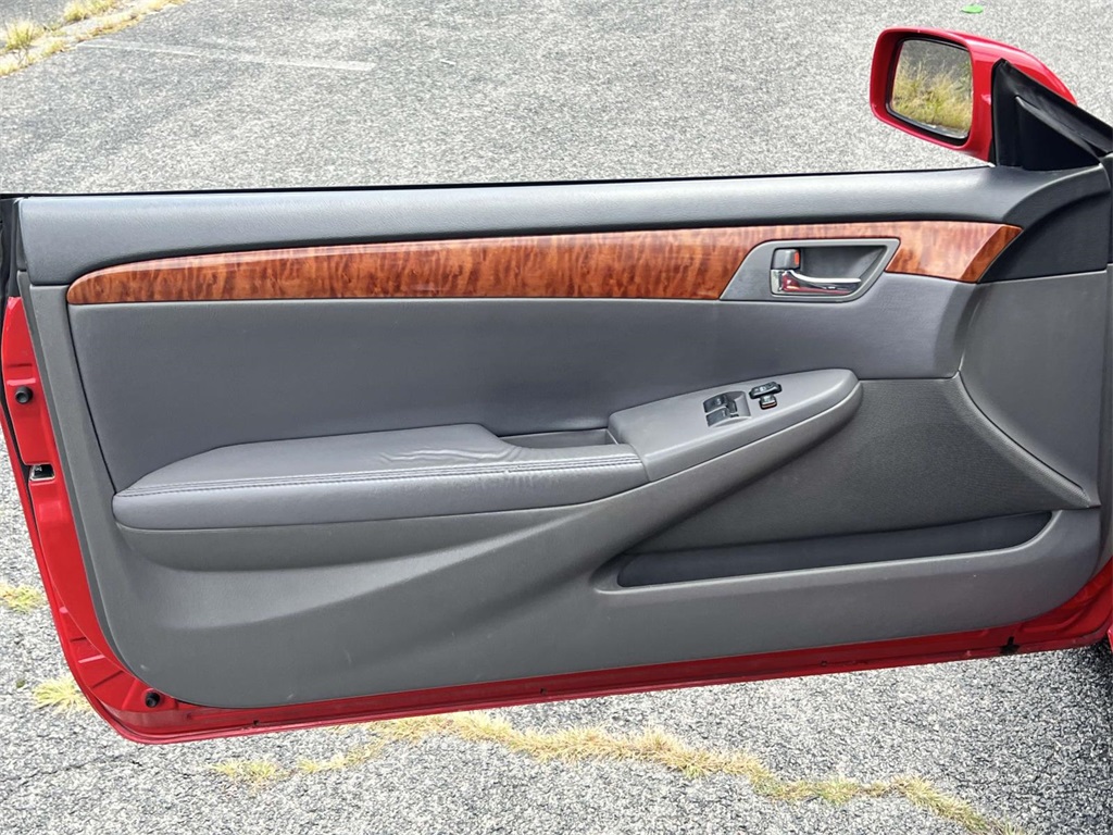 2008 Toyota Camry Solara SLE photo 14