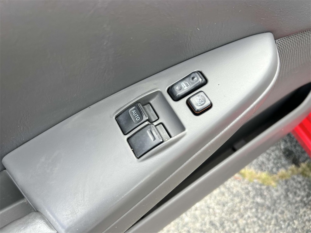 2008 Toyota Camry Solara SLE photo 15