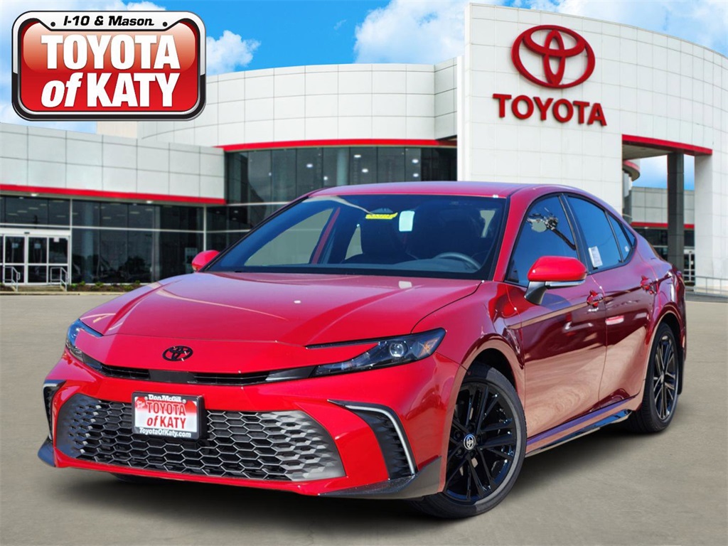 2026 Toyota Camry SE's photo