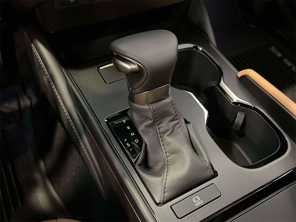 new 2025 Lexus ES car, priced at $50,225