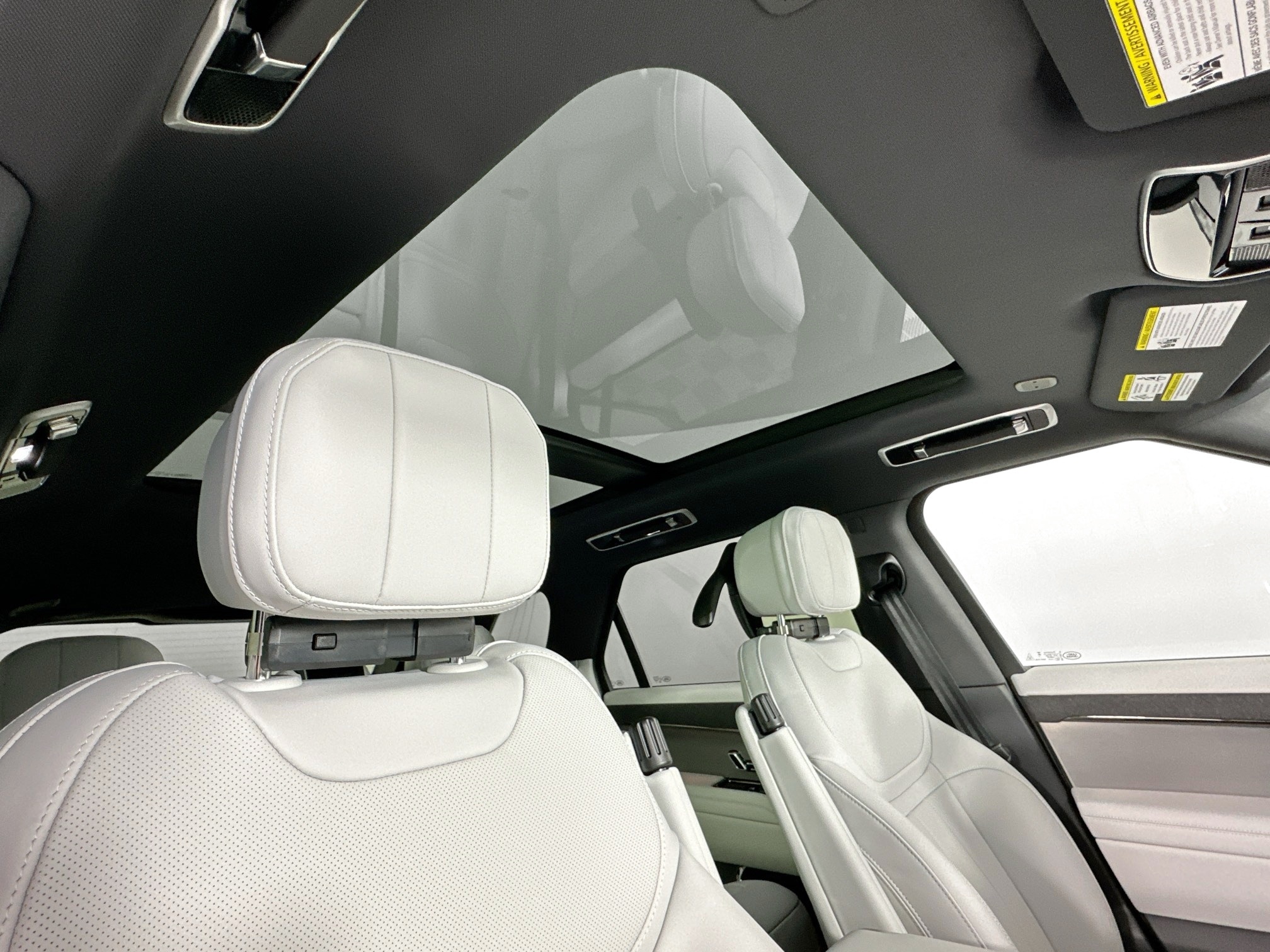 new 2026 Land Rover Range Rover Sport car, priced at $92,350