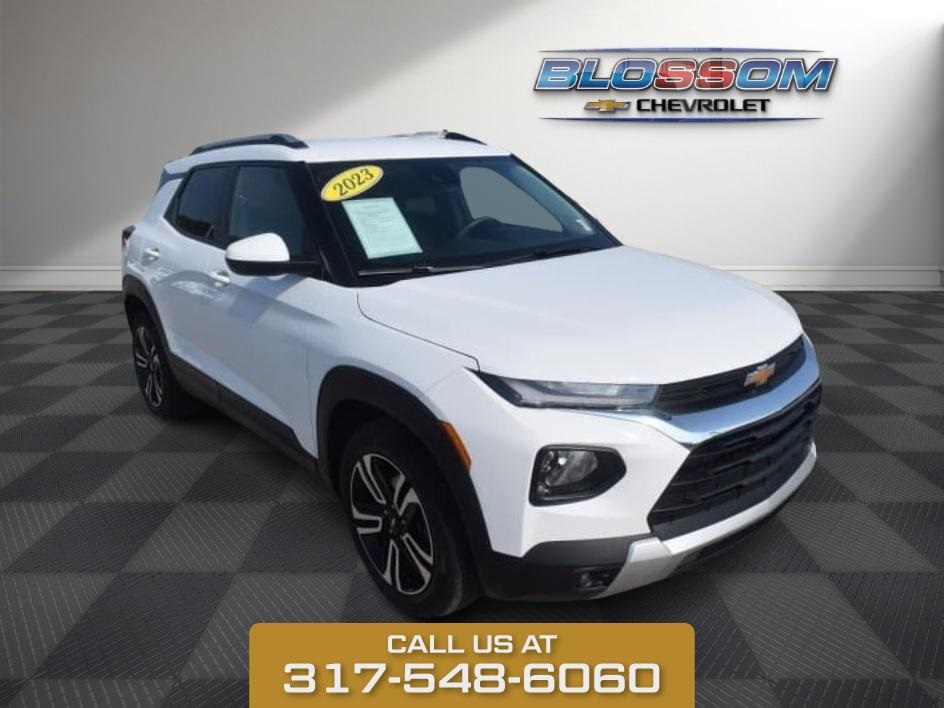 2023 Summit White Chevrolet Trailblazer LT FWD SUV