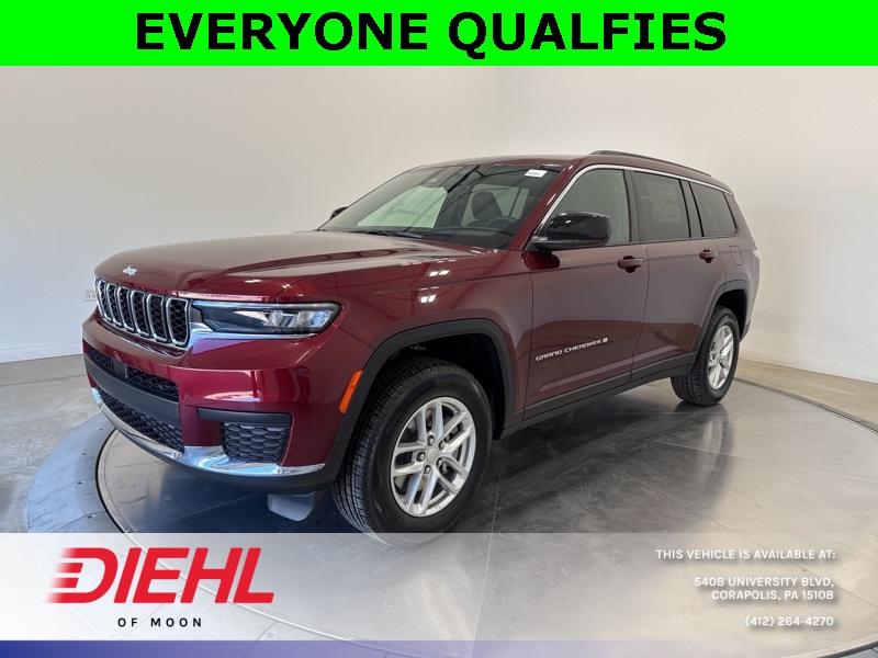 2025 Jeep Grand Cherokee Laredo photo 3