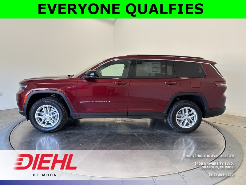 2025 Jeep Grand Cherokee Laredo photo 4