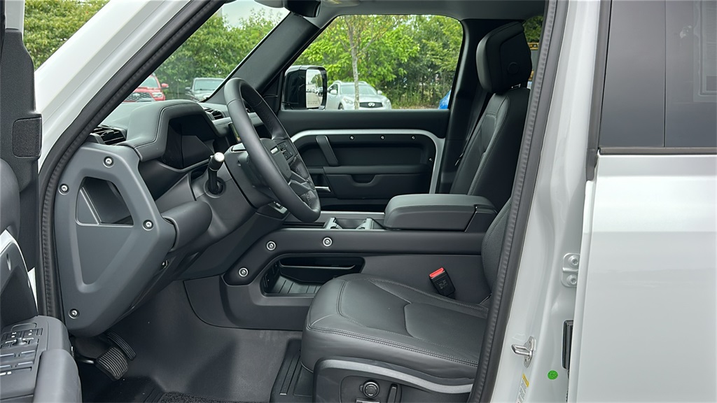 new 2025 Land Rover Defender 110 car, priced at $75,788