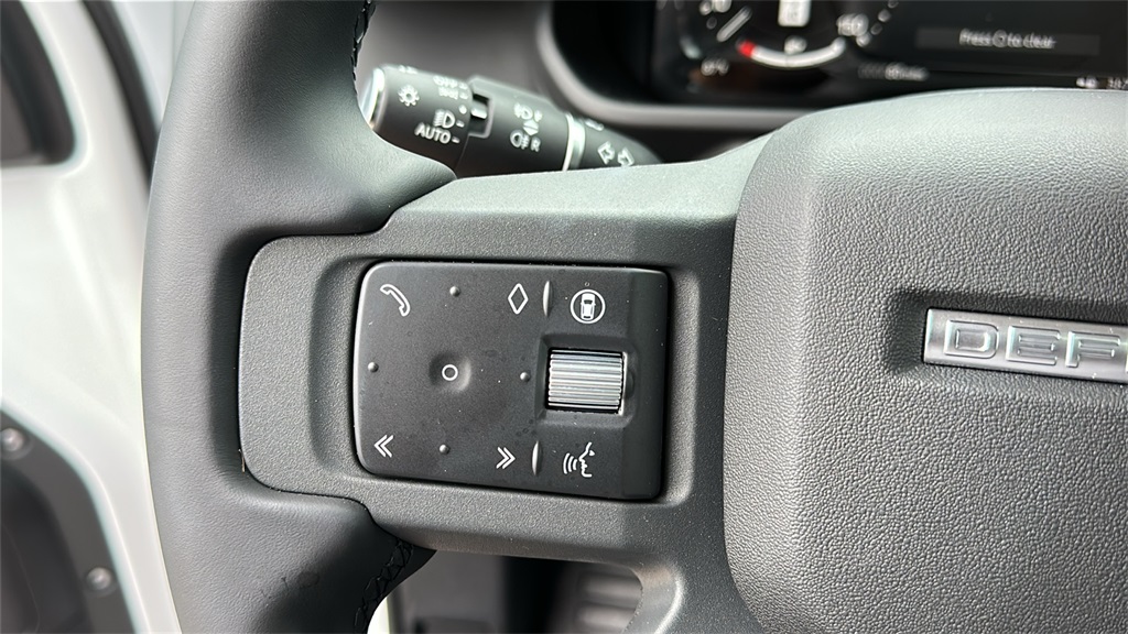 new 2025 Land Rover Defender 110 car, priced at $75,788