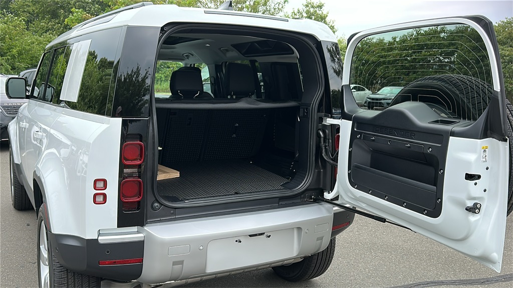 new 2025 Land Rover Defender 110 car, priced at $75,788