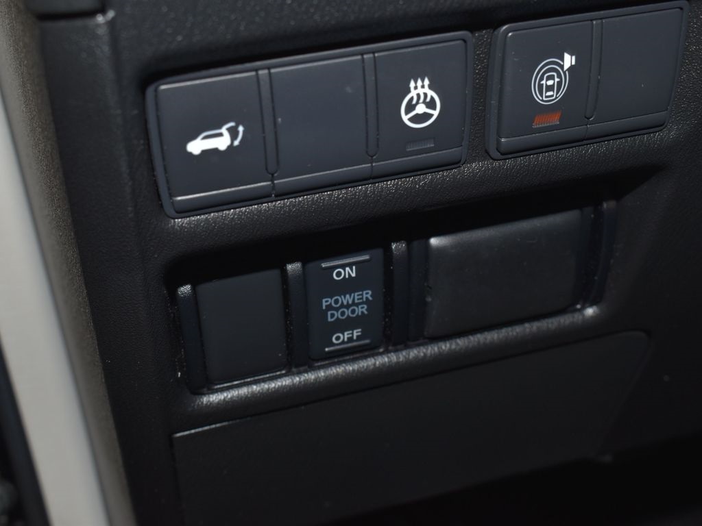2019 Infiniti QX80 Luxe photo 13