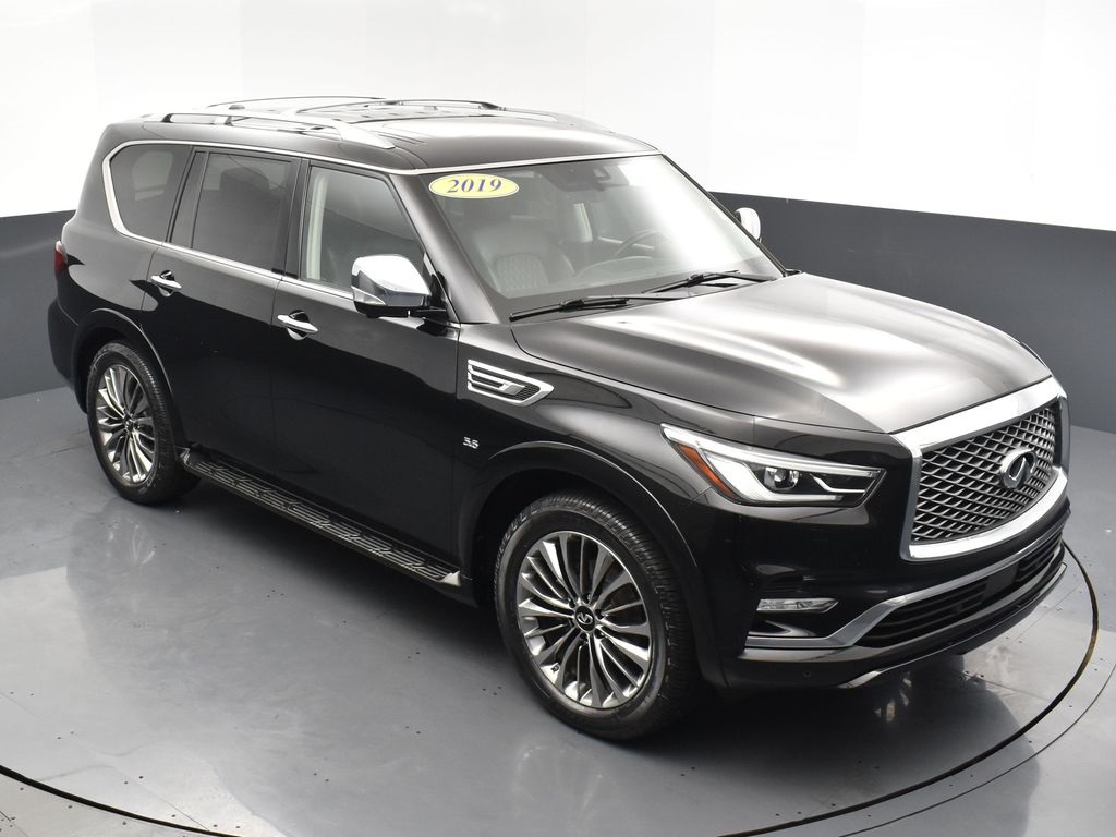 2019 Infiniti QX80 Luxe photo 26