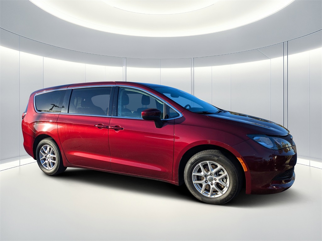 2023 Chrysler Voyager Pre-Owned 2023 Chrysler Voyager LX FWD 4D Passenger Van's photo