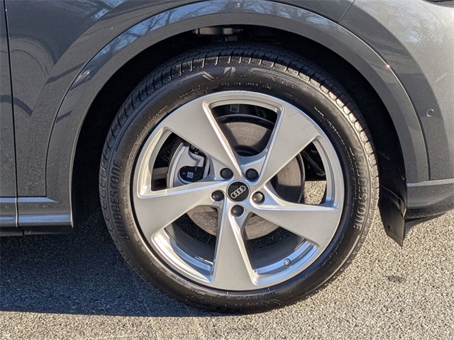 new 2025 Audi Q5 car, priced at $62,890