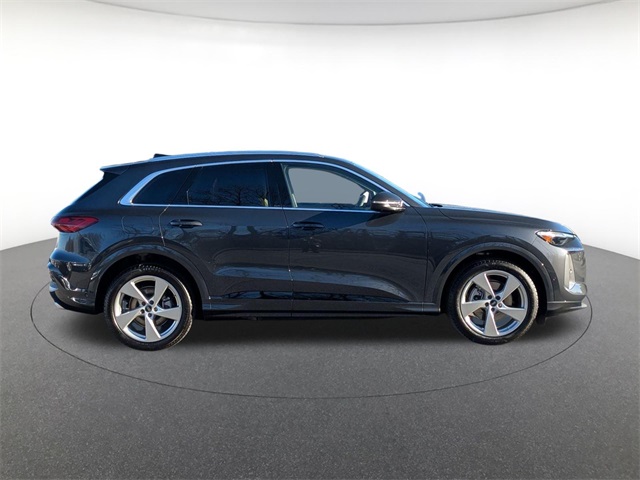 new 2025 Audi Q5 car, priced at $62,890