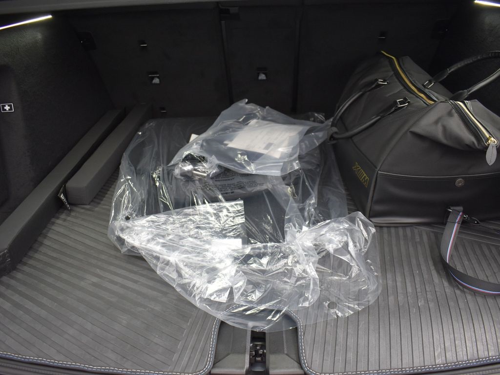 2025 Marina Bay Blue Metallic BMW XM Base AWD SUV