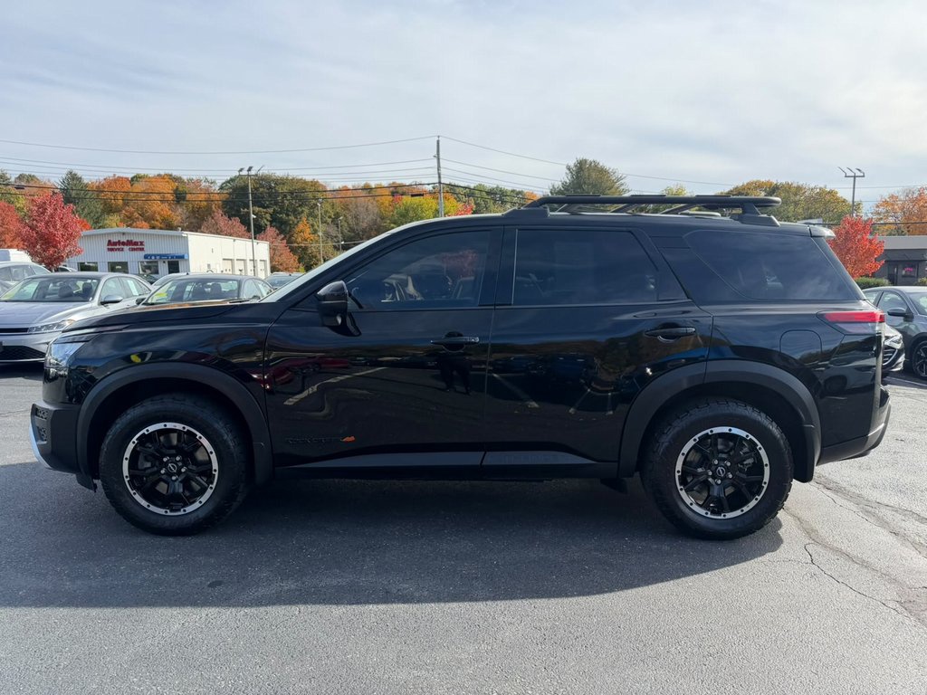 Used 2024 Nissan Pathfinder SUV