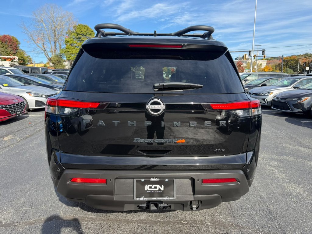 Used 2024 Nissan Pathfinder SUV
