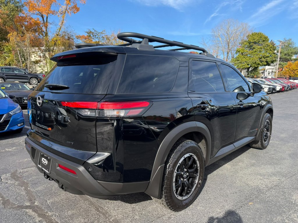 Used 2024 Nissan Pathfinder SUV