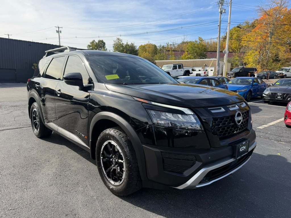 Used 2024 Nissan Pathfinder SUV