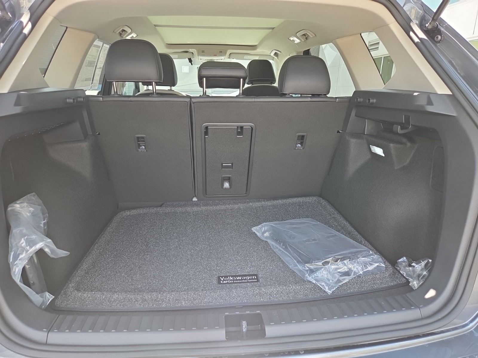 new 2025 Volkswagen Taos car, priced at $27,000