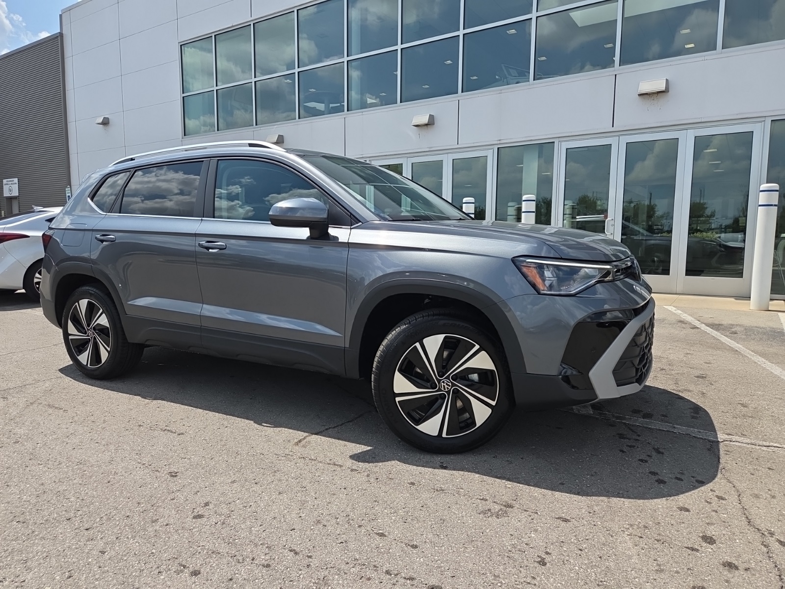 new 2025 Volkswagen Taos car, priced at $27,000