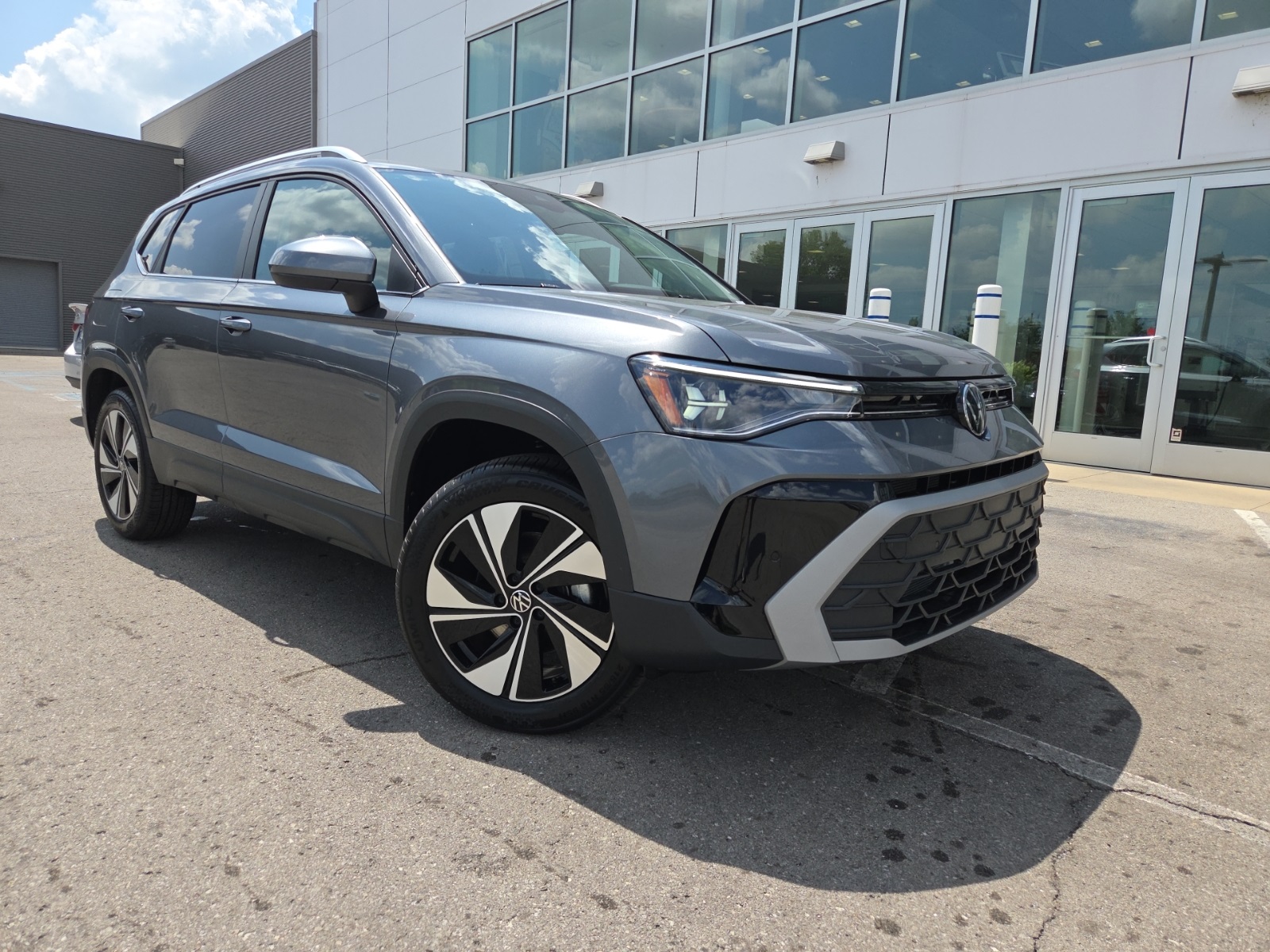 new 2025 Volkswagen Taos car, priced at $27,000