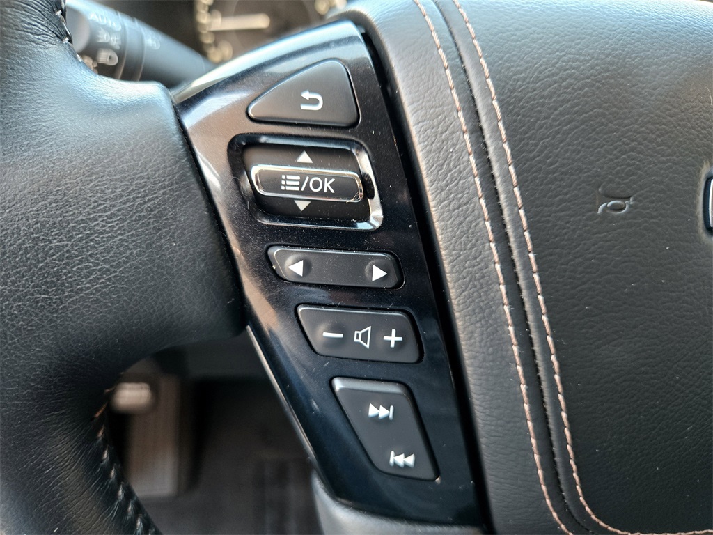 2022 Nissan Armada Platinum photo 15