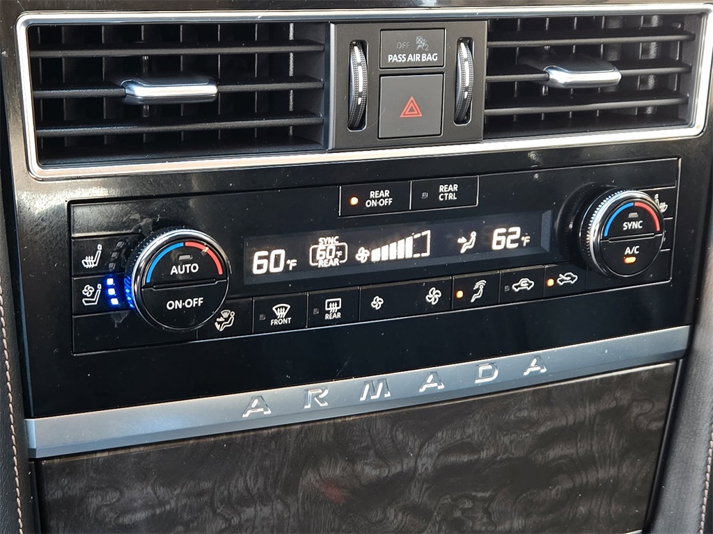 2022 Nissan Armada Platinum photo 19