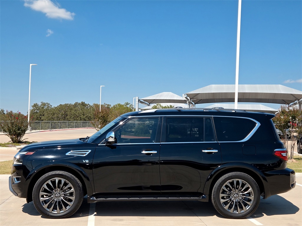 2022 Nissan Armada Platinum photo 4