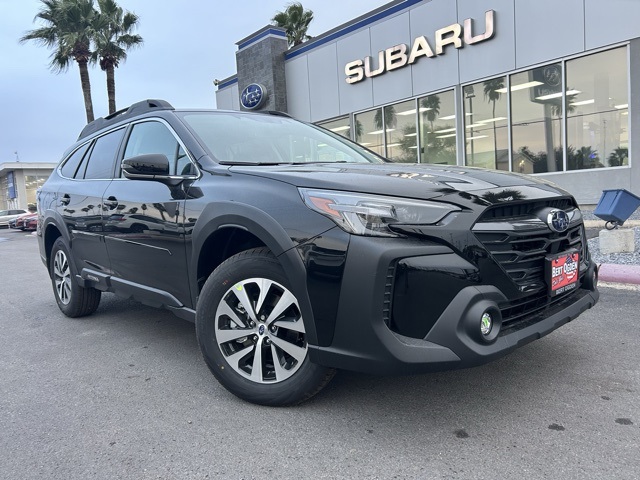 2025 Subaru Outback Premium's photo