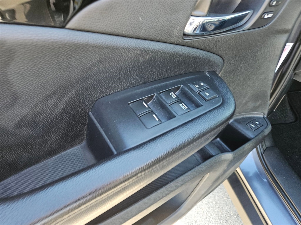 2021 Honda Pilot Touring photo 13