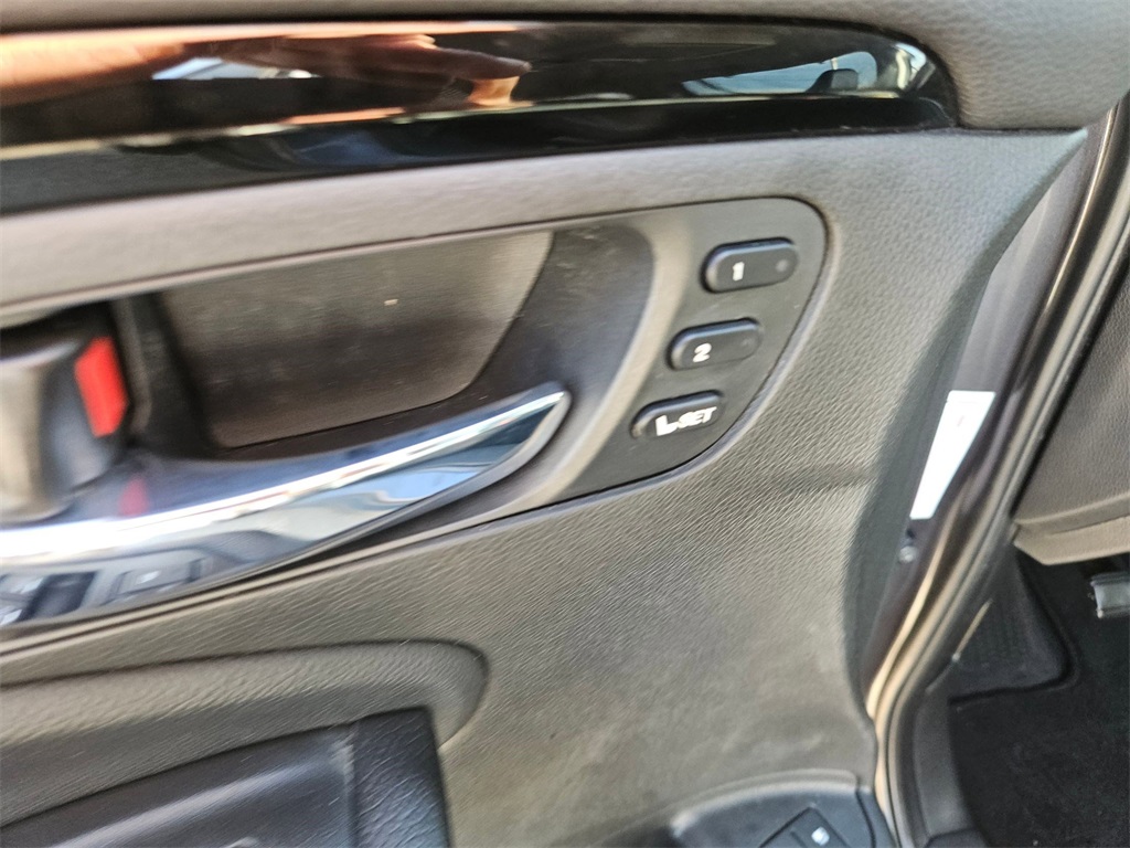 2021 Honda Pilot Touring photo 14