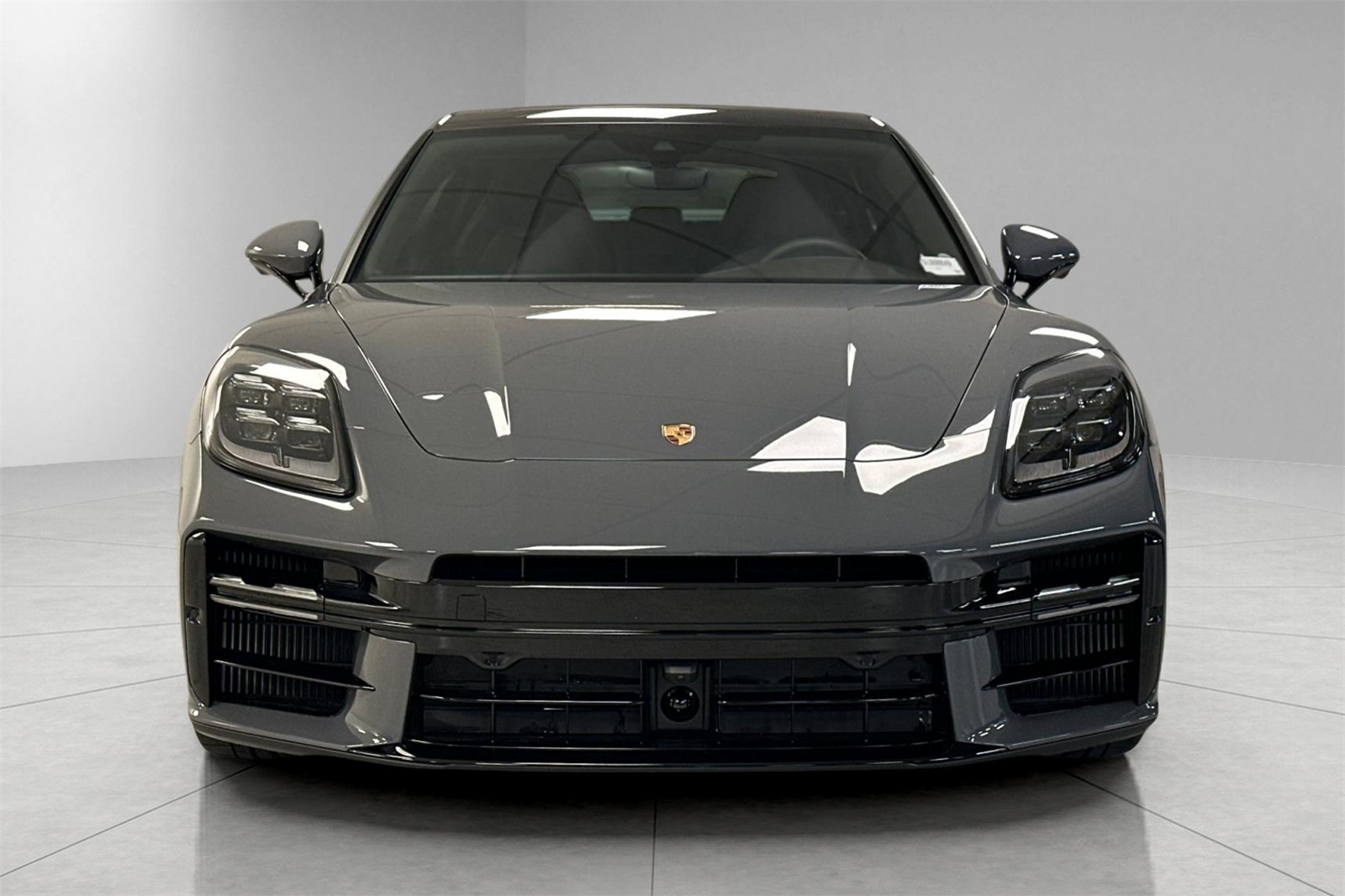 2025 Porsche Panamera 4 photo 11