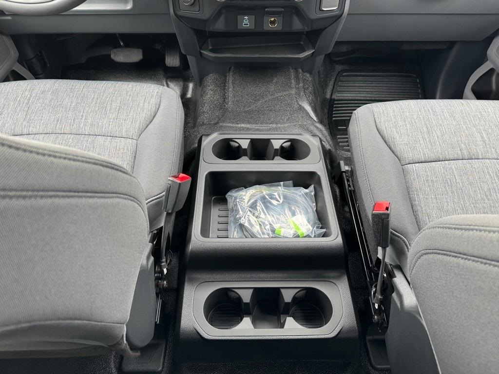 2023 Ford F-350 XL photo 9