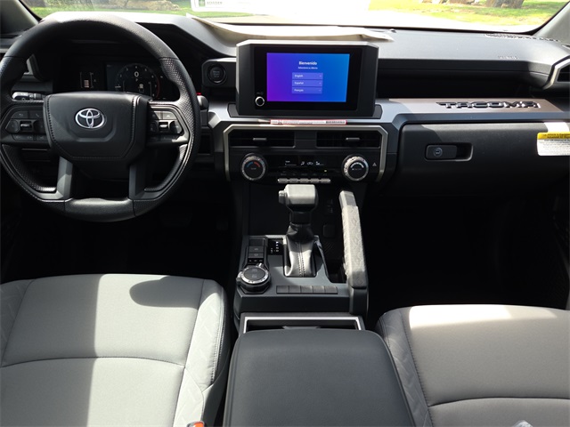 2025 Toyota Tacoma SR5 4x4 Limited photo 9