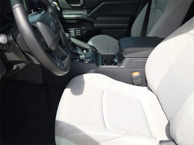 2025 Toyota Tacoma SR5 4x4 Limited photo 15